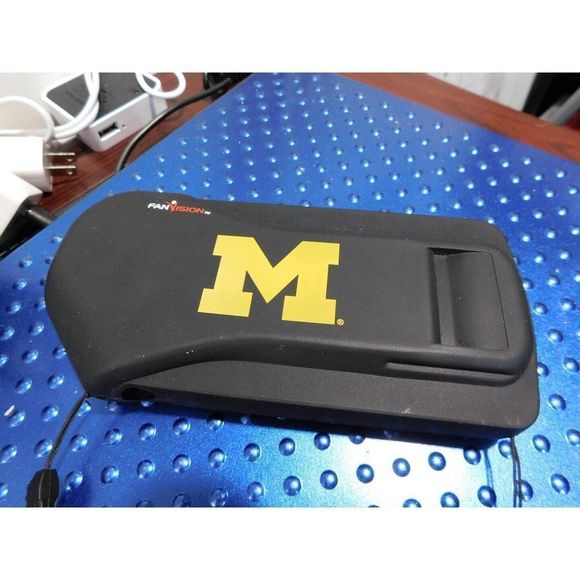 FanVision Kangaroo Handheld TV K-IVT-300-GD-B Fan Vision - Picture 5 of 6